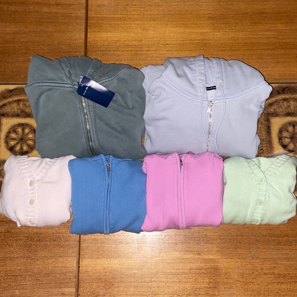 brandy melville sweaters/hoodies